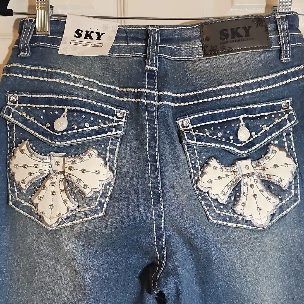 NEW Sky Super Soft Flare Juniors Embellished Denim Bling Jeans Size 13/14 - Picture 2 of 14